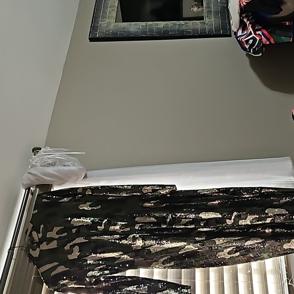 ZARA Camo Sequin Dress - Picture 4 of 15